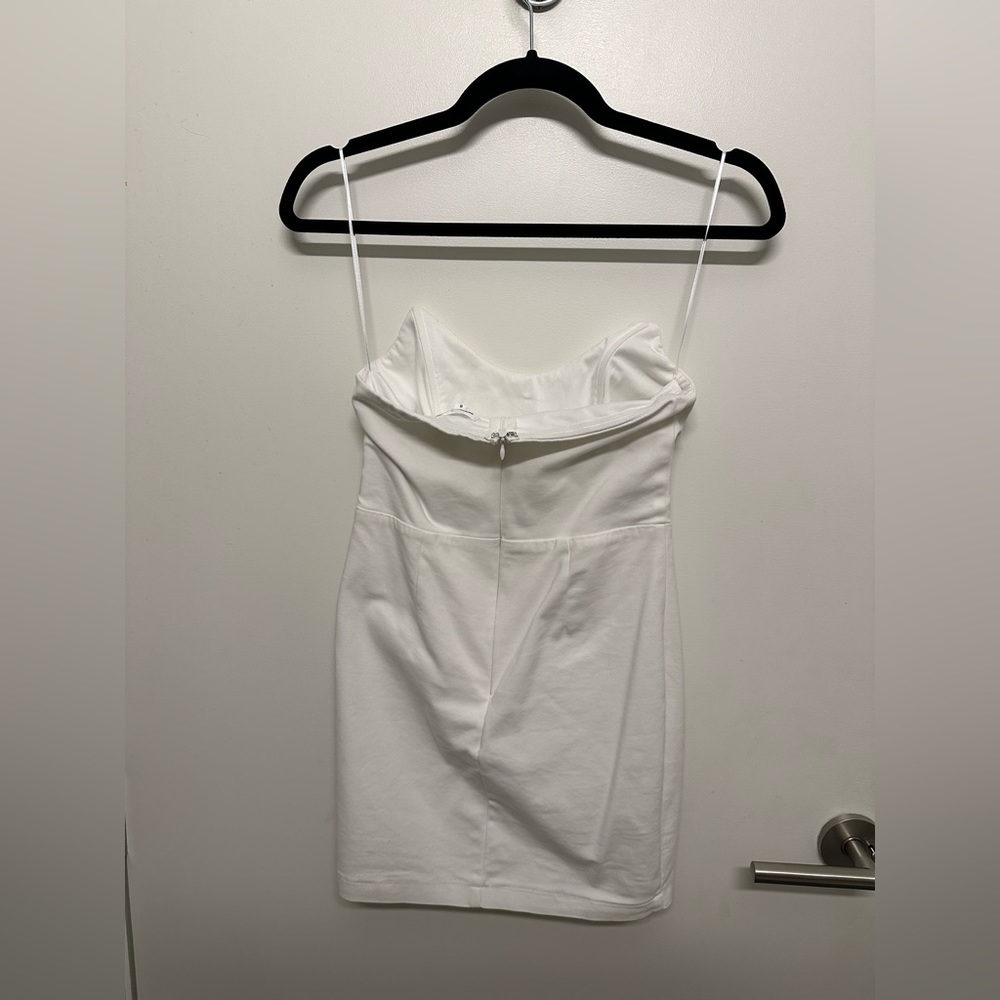 Superdown (Revolve) White Strapless Mini Dress - image 3